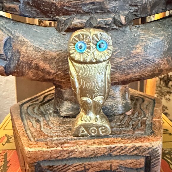 Owl of Athena, Brass with glass blue eyes Greek Symbol of Wisdom & Knowledge - Picture 1 of 13
